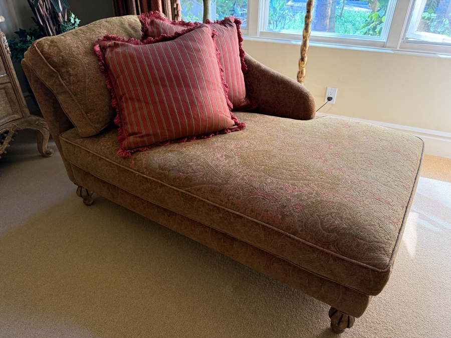 Upholstered Chaise Lounge Chair With Pair Of Throw Pillows 34'W X 65'L X 33'H [Photo 8]