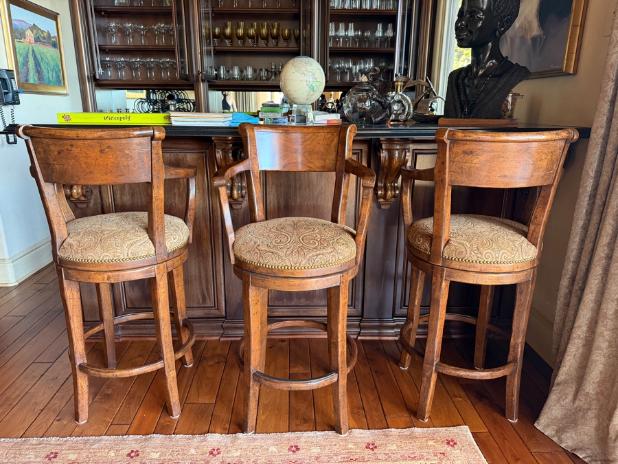 (3) Wooden Swivel Bar Stools 30' Seat Height [Photo 2]