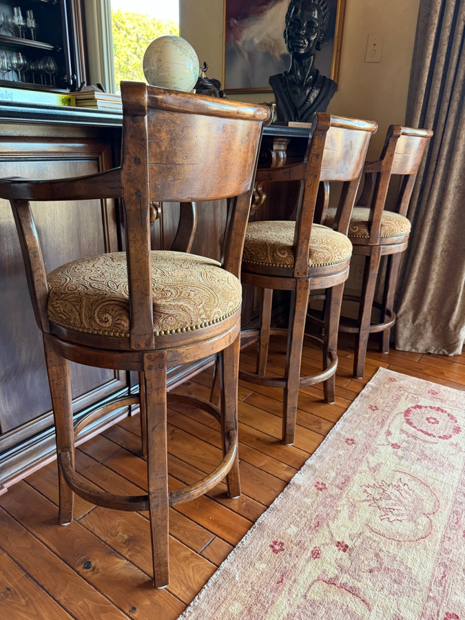 (3) Wooden Swivel Bar Stools 30' Seat Height [Photo 5]