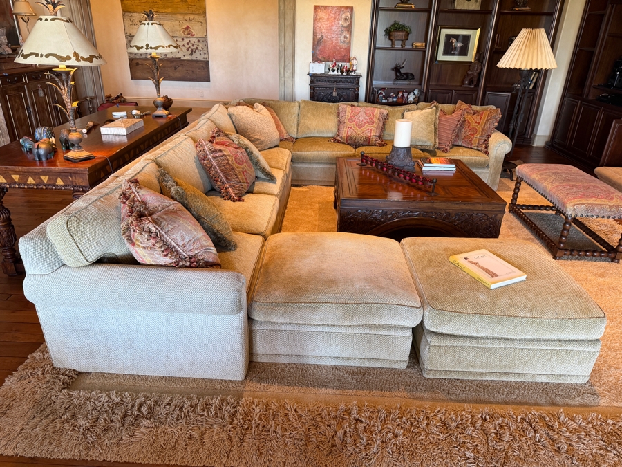 Large Upholstered Sectional Sofa 138' X 168' X 113' With 40' Seat Depth And 35'H [Photo 3]