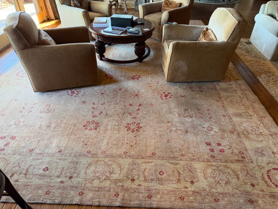 Stunning Handmade Wool Area Rug Made In Pakistan 157' X 218'