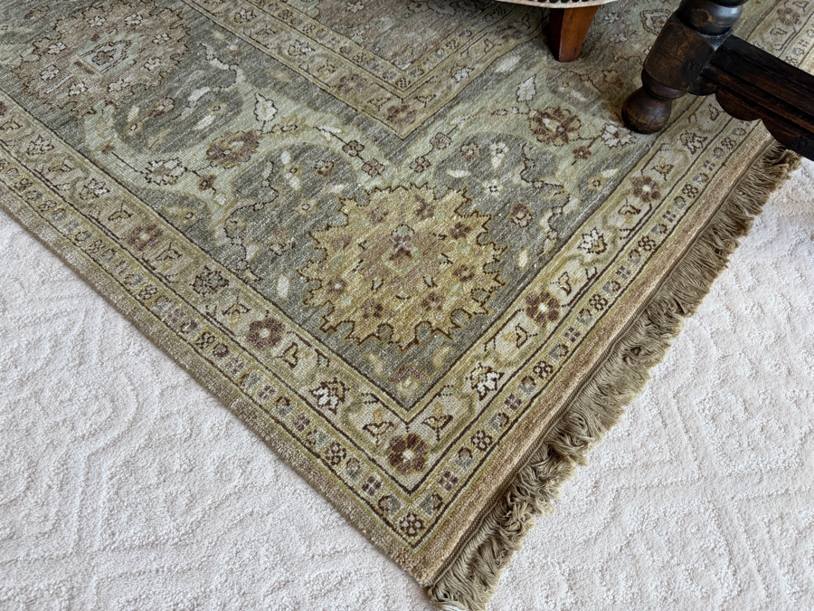 Hand Knotted Wool Area Rug 117 X 151 [Photo 3]