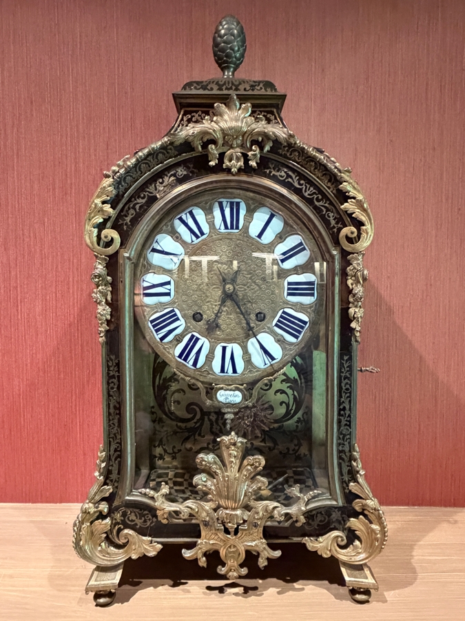 Exceptional Jean-Philippe Gosselin Antique 18th Century French Boulle Bracket Clock Featuring Elaborate Boulle-Style Marquetry With Tortoiseshell And Cut Gilt Brass Inlay Gosselin Paris France Working / Running 15W X 8D X 28H Estimate $10,000-$14,000 [Photo 5]