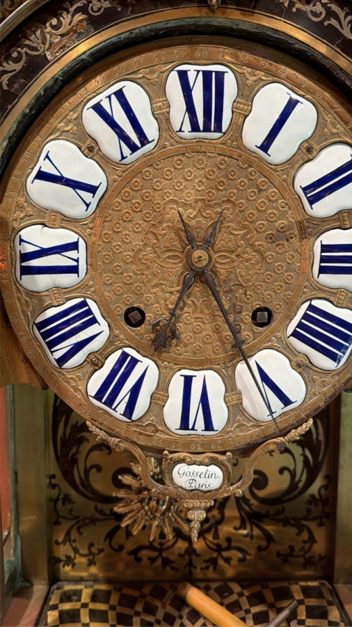 Exceptional Jean-Philippe Gosselin Antique 18th Century French Boulle Bracket Clock Featuring Elaborate Boulle-Style Marquetry With Tortoiseshell And Cut Gilt Brass Inlay Gosselin Paris France Working / Running 15W X 8D X 28H Estimate $10,000-$14,000 [Photo 7]