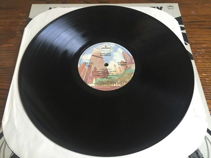 Thin Lizzy ‎- Jailbreak - Mercury ‎- SRM-1-1081 [Photo 3]