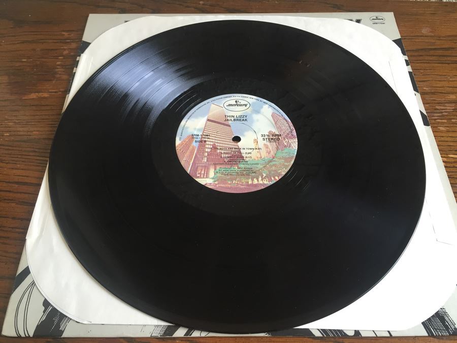 Thin Lizzy ‎- Jailbreak - Mercury ‎- SRM-1-1081 [Photo 5]