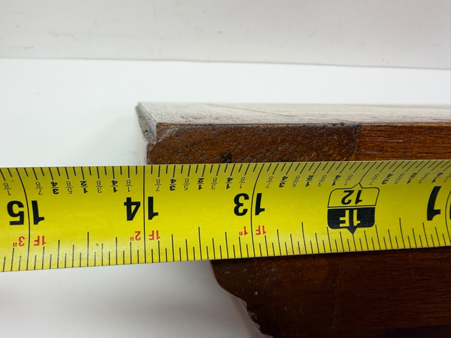 Corbel-Style Display Shelf 14'W X 9'D X 8'H (RSF) [Photo 5]