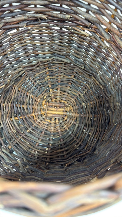 Vintage La Vannerie D'antan Handwoven Wicker Basket For Storing Potatoes And Onions 12'W X 13'H (RSF) [Photo 6]