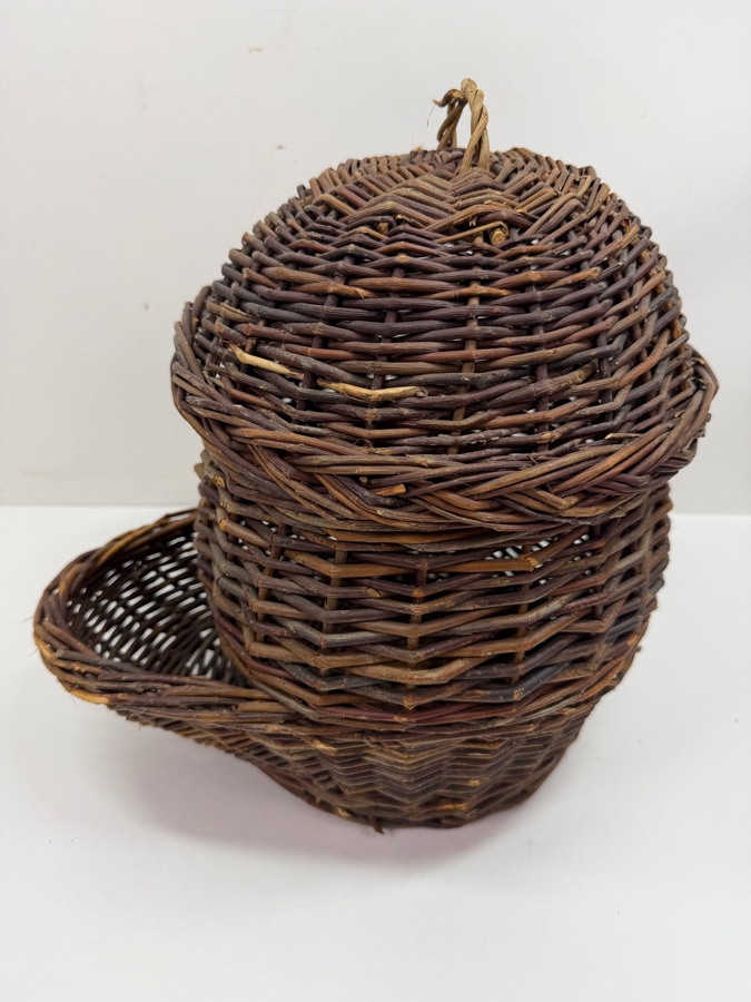 Vintage La Vannerie D'antan Handwoven Wicker Basket For Storing Potatoes And Onions 12'W X 13'H (RSF) [Photo 5]