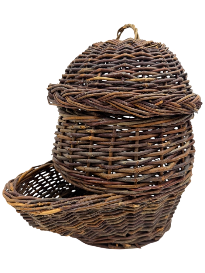 Vintage La Vannerie D'antan Handwoven Wicker Basket For Storing Potatoes And Onions 12'W X 13'H (RSF)