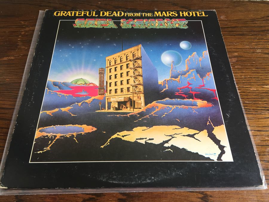Grateful Dead, The ‎- From The Mars Hotel - Grateful Dead Records ‎- GD 102 [Photo 1]