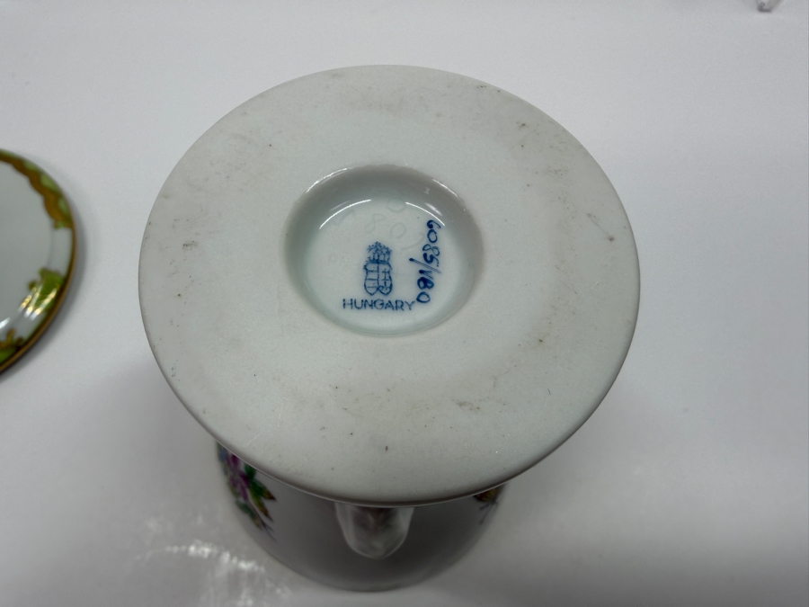 Herend Queen Victoria VBO Pattern 6085 Hand-Painted Porcelain Cherub-Footed Lidded Bonbonniere 5.75'H (RSF) [Photo 5]