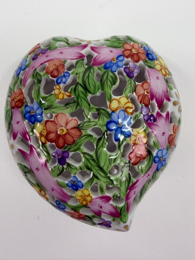 Herend Hand-Painted Reticulated Heart Shaped Porcelain Bonbonnière With Naturalistic Flowers Model 6202/C 3'W X 3'D X 2'H (RSF) [Photo 2]