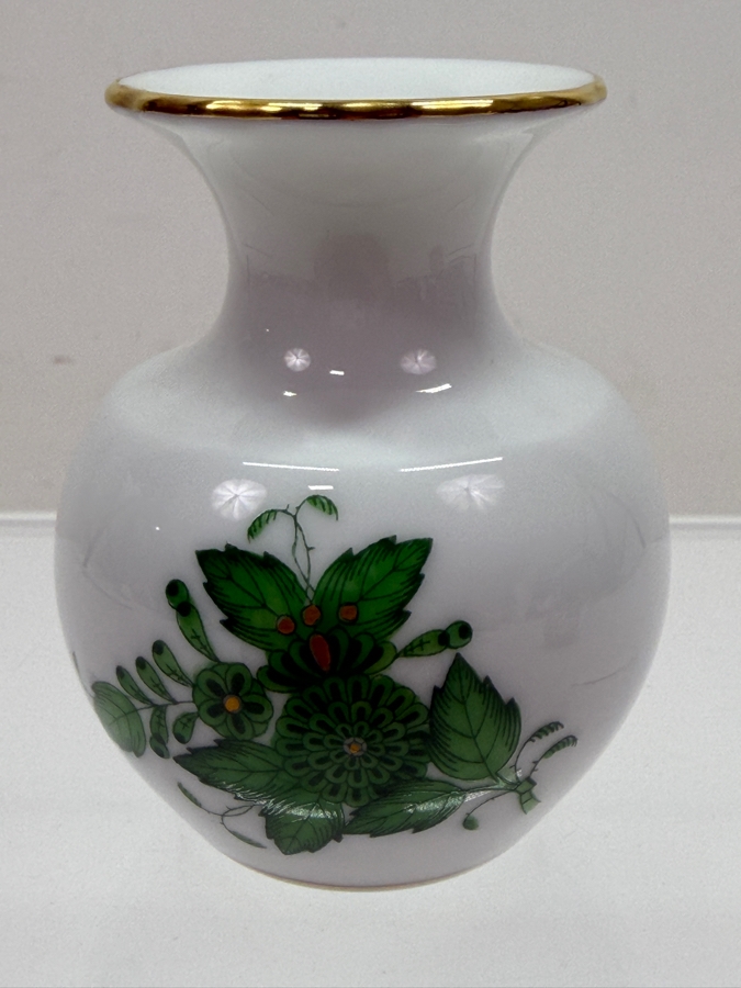Herend Porcelain Bud Vase In The Chinese Bouquet Green Pattern With 24K Gold Accents On Rim 2.75'H (RSF)
 [Photo 2]
