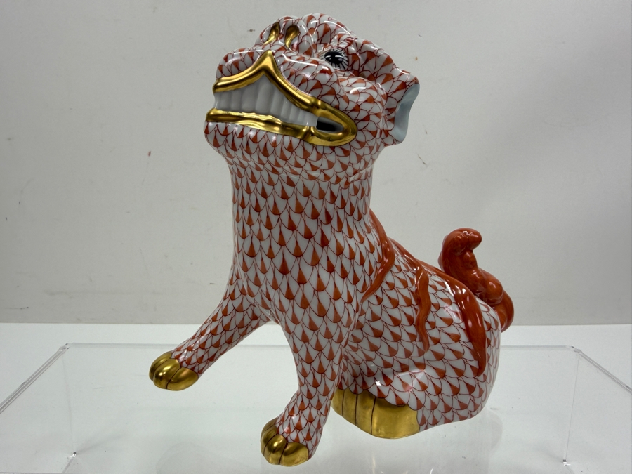 Vintage Herend Hungary Hand Painted Foo Dog / Guardian Lion Figurine With 24k Gold Accents And Rust Fishnet Pattern 6.5W X 6H Estimate $450-$800 (RSF) [Photo 2]