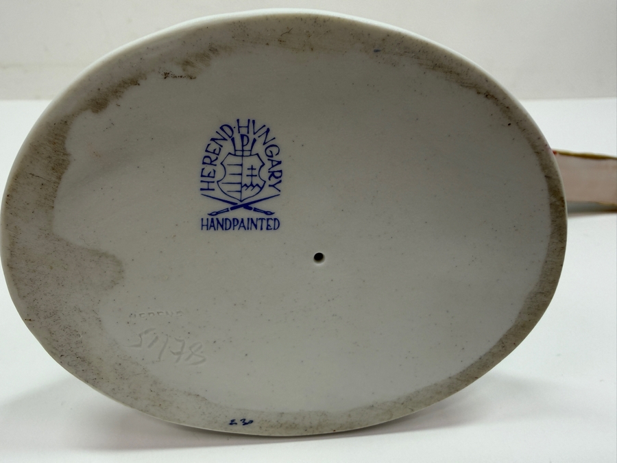 Herend Hand-Painted Porcelain Pheasant Figurine In Rust Fishnet Pattern With Multi-Colored Wings And Gold Accents 12'W X 3'D X 6.5'H (RSF) [Photo 9]