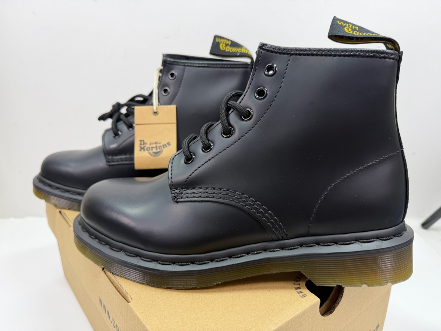 New In Box - Dr. Martens 101 Smooth Leather 6-Eye Ankle Boots In Black, US Women's 8 / US Men's 7 (HA) [Photo 3]