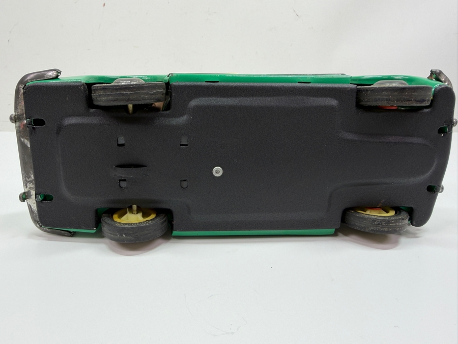 Vintage Asahi Japan Tin Litho Wind Up Toy Car 6L And Volkswagen Karmann Gia Toy Friction Car 9.5L (RSF) [Photo 11]