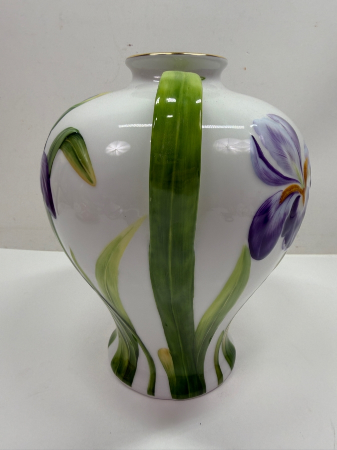 Rare Herend Hungary Hand Painted Porcelain Iris Vase With 24k Gold Accents (Model 7155) 9.5'H (RSF) [Photo 5]