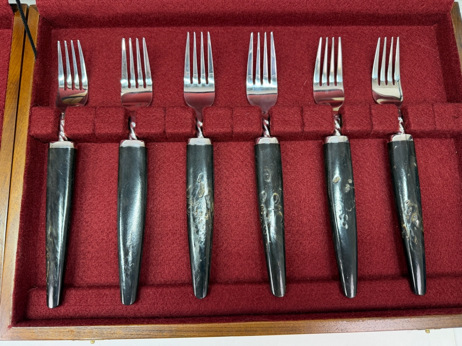 Pair Of Boxed Sets Of (12) Total S. Mackrill & Son Custom Forks With Horn Handles (RSF) [Photo 4]