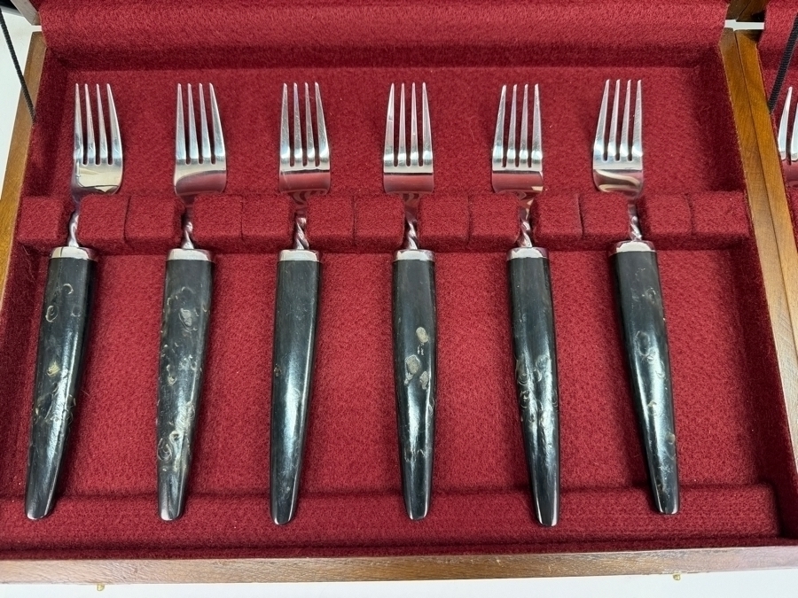 Pair Of Boxed Sets Of (12) Total S. Mackrill & Son Custom Forks With Horn Handles (RSF) [Photo 2]