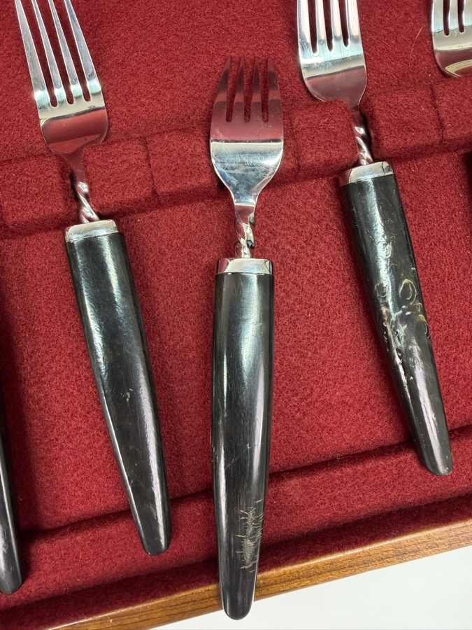 Pair Of Boxed Sets Of (12) Total S. Mackrill & Son Custom Forks With Horn Handles (RSF) [Photo 5]