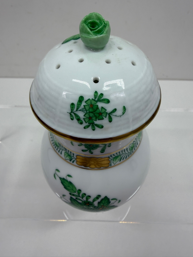 Herend Hungary Hand Painted Porcelain Sugar Shaker In The Chinese Bouquet Green Pattern With 24k Gold Accents 5H (RSF) [Photo 3]