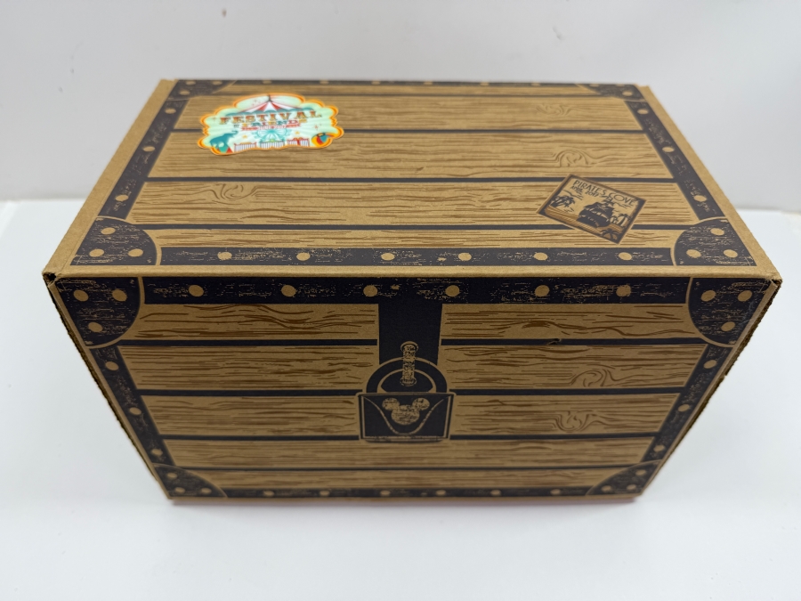 Funko Disney Treasures Festival Of Friends Subscription Box Featuring Dumbo With Timothy And Pluto Exclusive Pop! Vinyl Figures And Woody Mystery Mini Collector Tin [Photo 16]