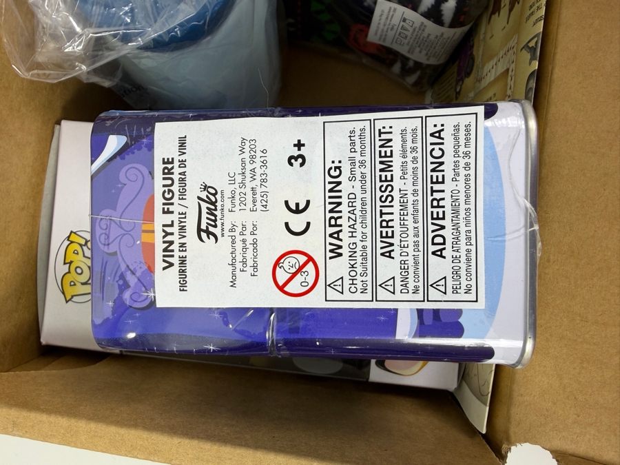 Funko Disney Treasures Snowflake Mountain Subscription Box Featuring Bambi On Ice Exclusive Pop! Vinyl Figure And Beauty And The Beast Enchanted Rose Mystery Mini Collector Tin [Photo 6]