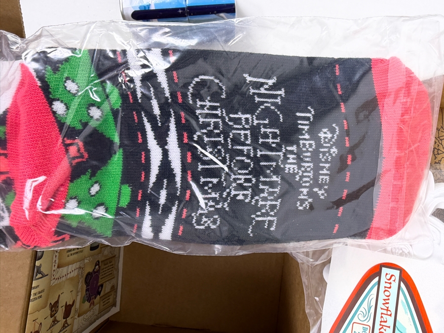 Funko Disney Treasures Snowflake Mountain Subscription Box Featuring Bambi On Ice Exclusive Pop! Vinyl Figure And Beauty And The Beast Enchanted Rose Mystery Mini Collector Tin [Photo 11]