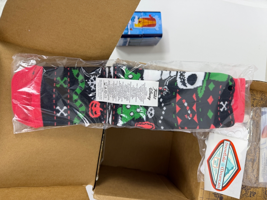 Funko Disney Treasures Snowflake Mountain Subscription Box Featuring Bambi On Ice Exclusive Pop! Vinyl Figure And Beauty And The Beast Enchanted Rose Mystery Mini Collector Tin [Photo 12]