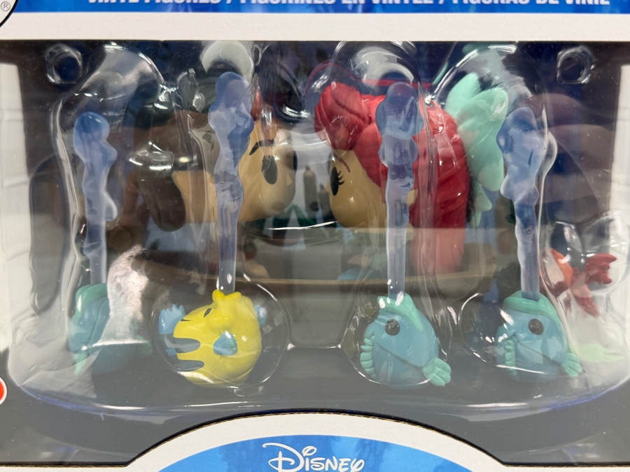 Funko Pop! Disney The Little Mermaid Kiss The Girl #546 Target Exclusive Movie Moments Featuring Ariel And Prince Eric In Their Boat With Sebastian And Flounder [Photo 3]