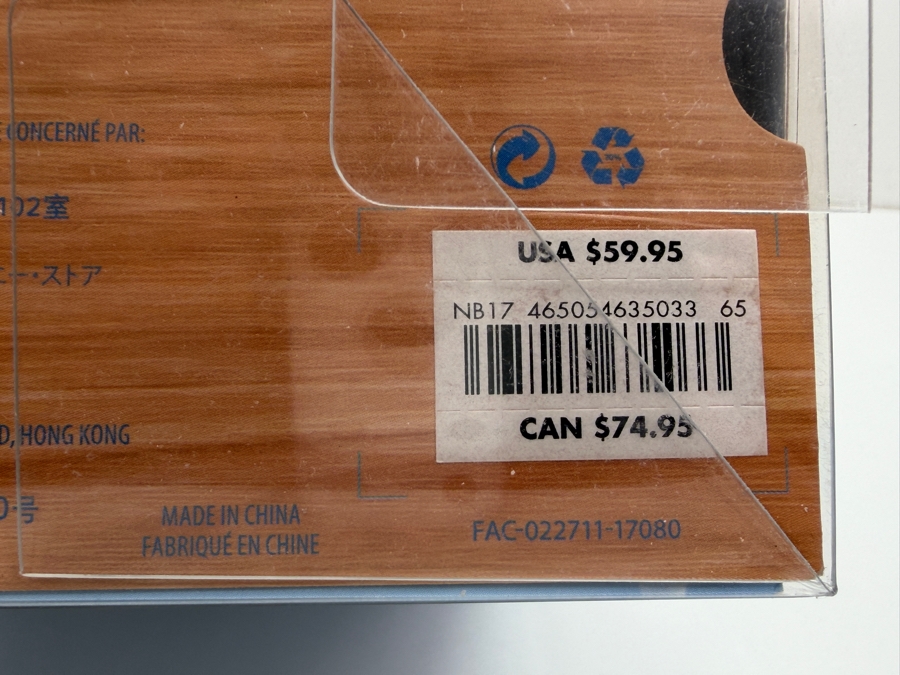 Disney Store D23 Expo 2017 Exclusive Toy Story Woody And Buzz Lightyear Wooden Collectibles Limited Edition Set Of 300 Featuring Hand-Painted Kokeshi Style Figures Retails $60 [Photo 7]