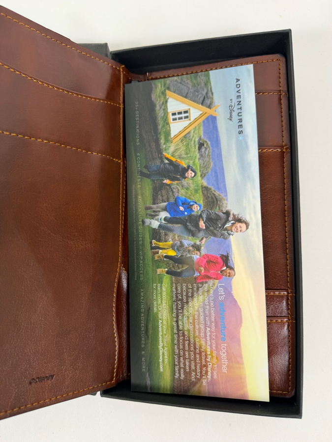Adventures By Disney Aulani Resort & Spa Ko Olina Hawaii Brown Faux Leather Travel Wallet - Exclusive Gift In Presentation Box [Photo 4]