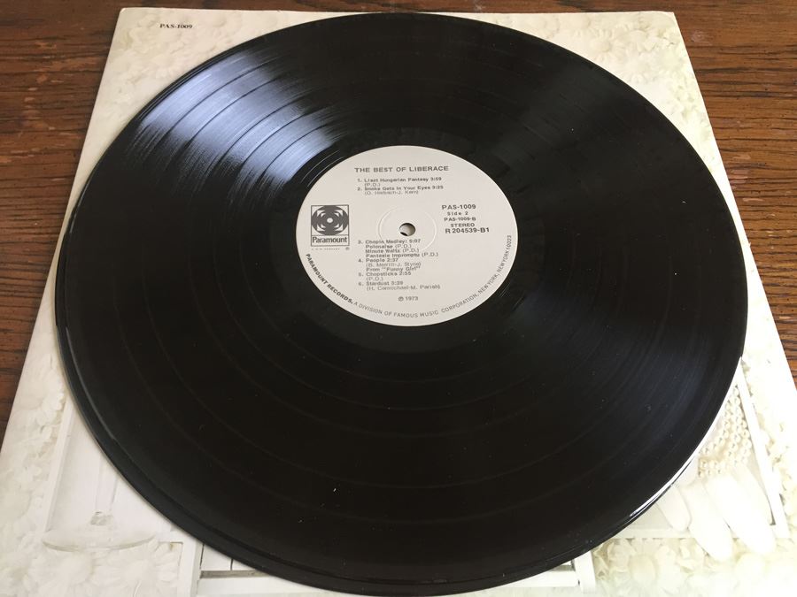 Liberace ‎- The Best Of Liberace - Paramount Records ‎- PAS-1009 - 2 × Vinyl [Photo 5]