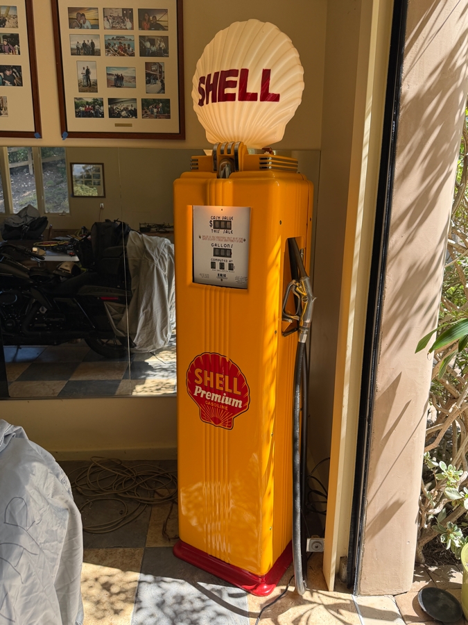 Authentic Restored Vintage Shell Gas Pump By Erie Meter Systems Model 70 Serial No. 96022 Circa 1930s/40s With Reproduction Top Globe 24W X 17D X 86H (RSF) [Photo 4]
