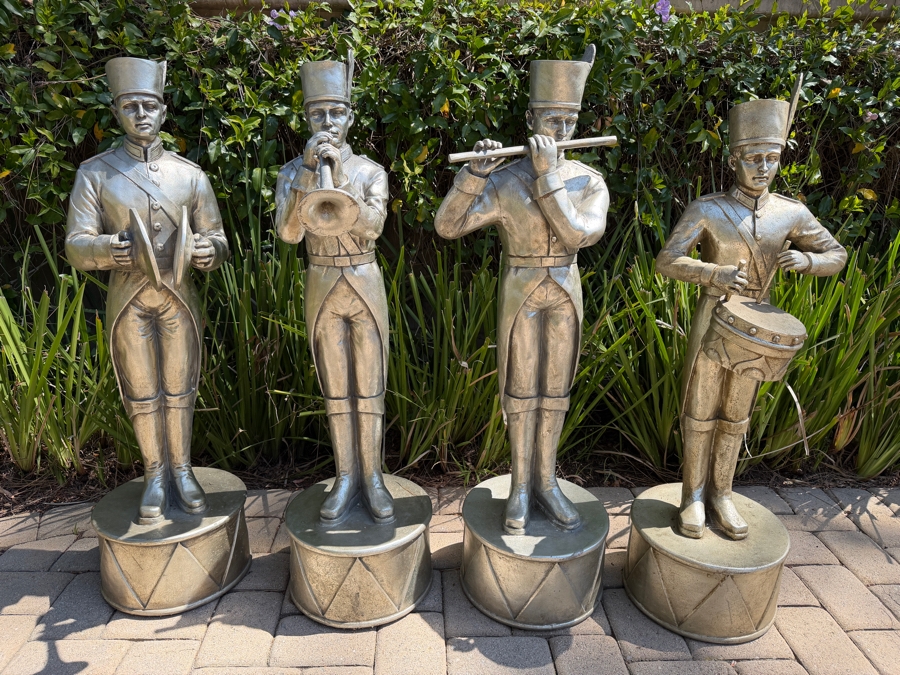 Set Of (4) Shinoda Silver Resin Marching Band Soldiers (Trumpet Has Been Repaired) 36'H Retails $394 (RSF) [Photo 3]