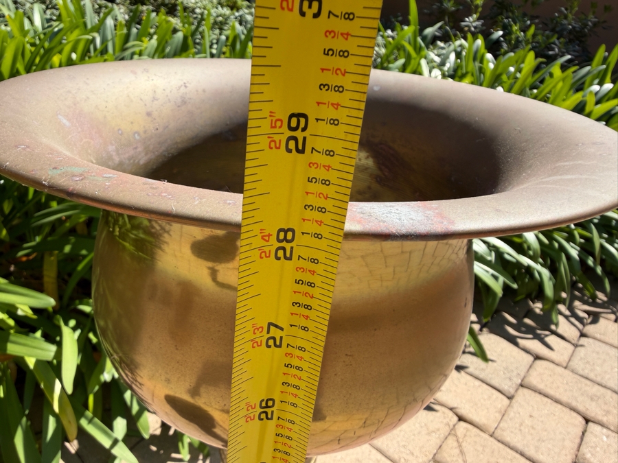 Vintage Brass Freestanding Champagne Ice Bucket Made In Hong Kong 28H (RSF) [Photo 8]