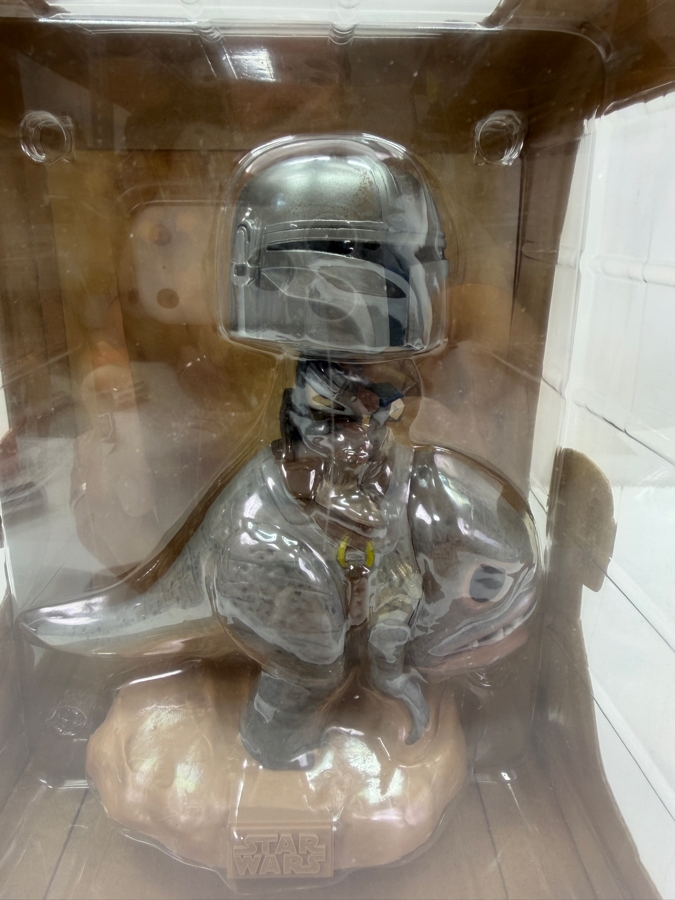 Funko Pop! Star Wars: The Mandalorian On Blurrg #358 - Deluxe Vinyl Bobble-Head Figure - Disney Plus Series Collectible
 [Photo 2]