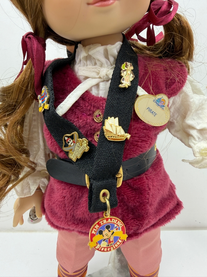 Marie Osmond Adora Belle Pirates Of The Caribbean Pin Trader Doll With Original Box And COA - Limited Edition 1000 - 2003 Disneyland Exclusive Vinyl Doll [Photo 3]