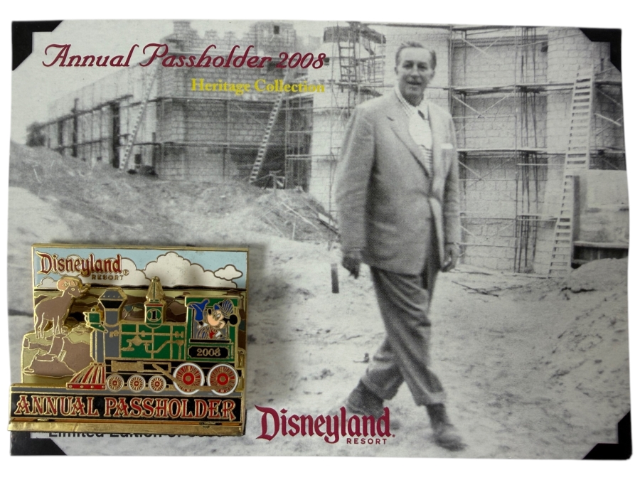 Disneyland Annual Passholder 2008 Heritage Collection Grand Canyon Diorama Mickey Mouse Train Pin - Limited Edition 3,000