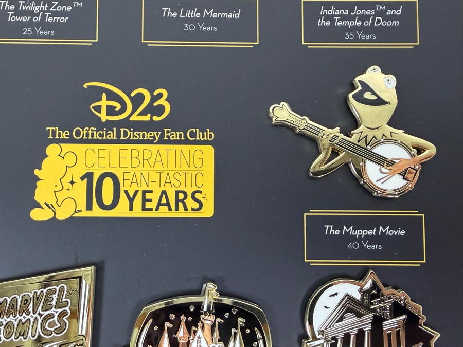 Disney D23 Gold Member 2019 Anniversary Gift 10 Fan-Tastic Milestones Pin Set - Limited Edition Gold-Tone Glitter Finish Pins In Display Tin [Photo 8]