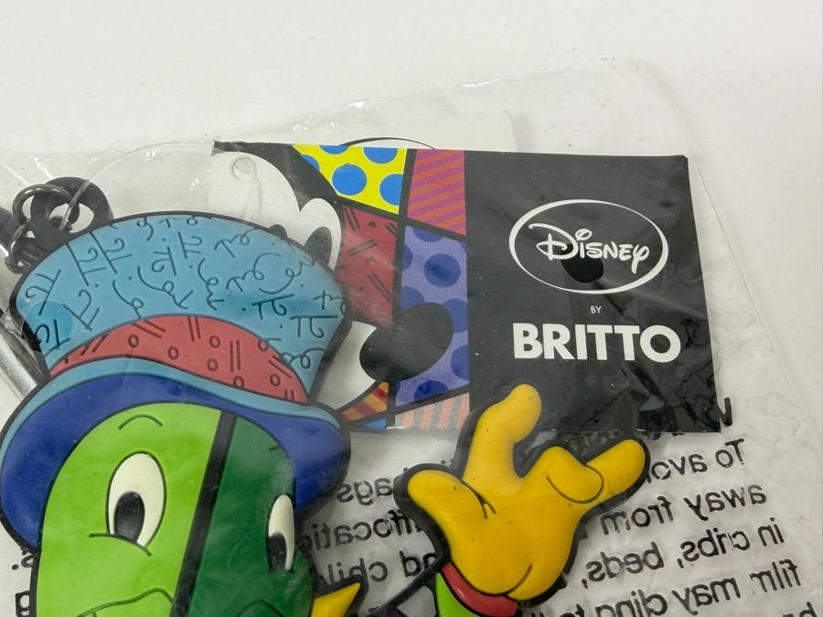 Disney X Romero Britto Pinocchio Jiminy Cricket Rubber Keychain Bag Tag - 2011 D23 Expo Exclusive - Pop Art Style Character Bag Clip [Photo 3]