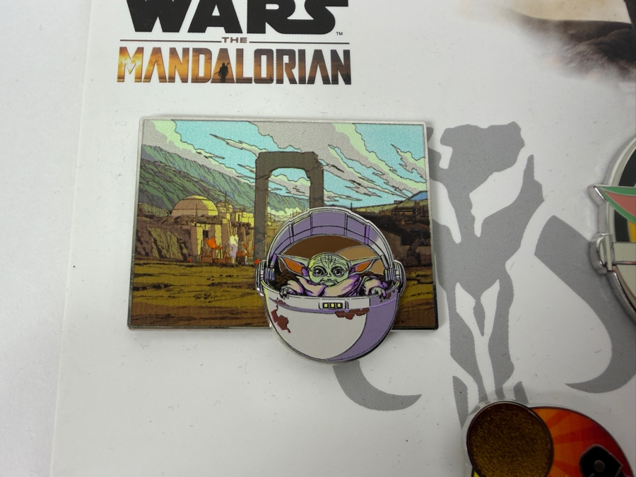 Disney Star Wars The Mandalorian The Child Baby Yoda Enamel Pin Set - 2021 Booster Pack 3-Piece Collector Set - Disney Parks Exclusive [Photo 2]