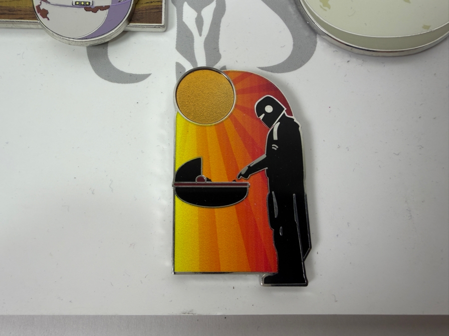 Disney Star Wars The Mandalorian The Child Baby Yoda Enamel Pin Set - 2021 Booster Pack 3-Piece Collector Set - Disney Parks Exclusive [Photo 4]