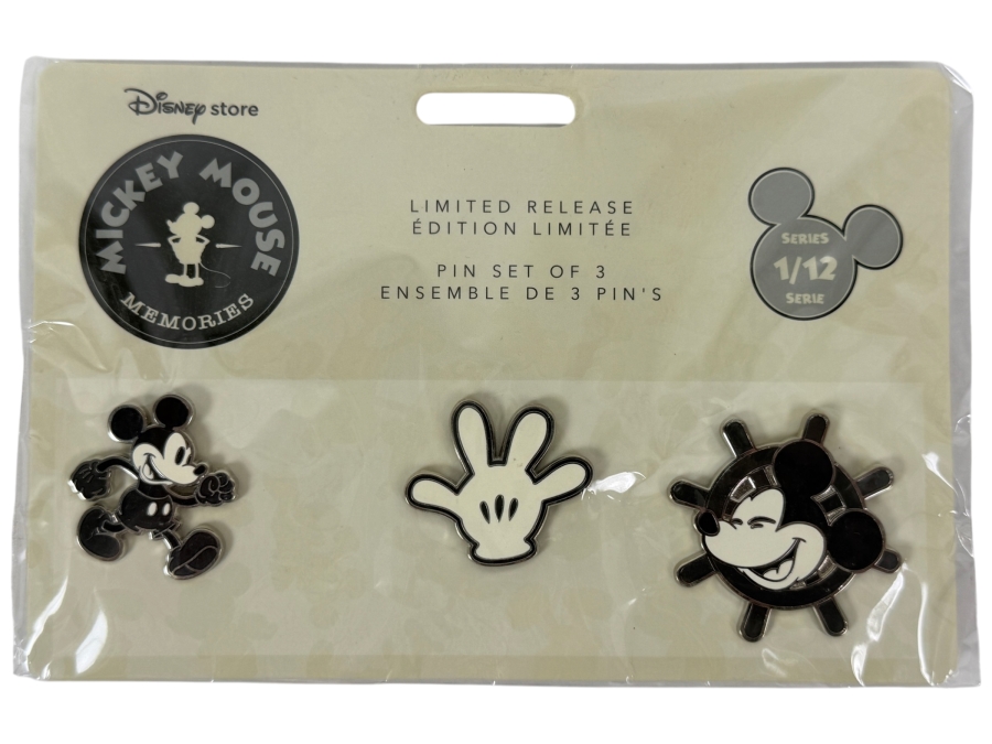 Disney Store Mickey Mouse Memories Series 1/12 January Pin Set - Limited Release 2018 - Steamboat Willie 3-Pin Character Collection