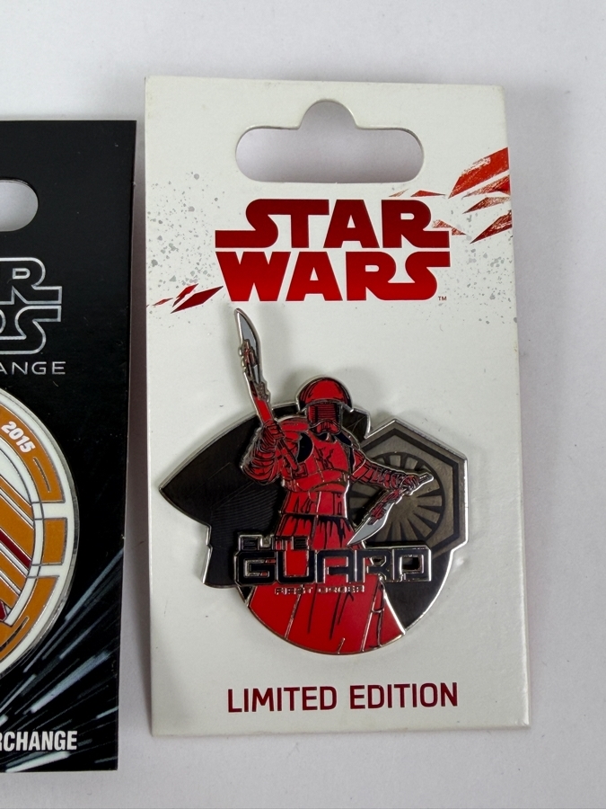 Disney Star Wars Pin Set - Play App Galaxy’s Edge BB-8 Limited Release, 2015 Force For Change BB-8 Spinner & The Last Jedi Elite Guard Limited Edition 5000 [Photo 5]