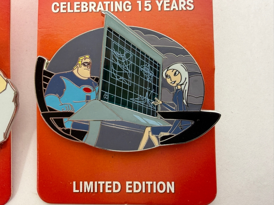 Disney Parks The Incredibles 15th Anniversary Limited Edition Pin Set - Family Dinner Chaos & Mr. Incredible With Mirage In Control Room LE 3000
 [Photo 3]