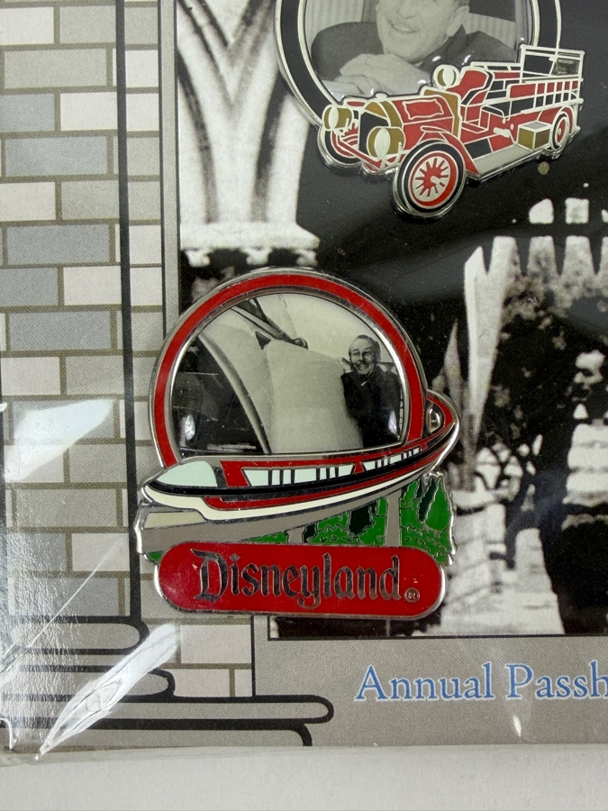 Disney Heritage Pin Collection 2009 Annual Passholder Exclusive 4-Pin Transportation Set Featuring Walt Disney Photos [Photo 6]