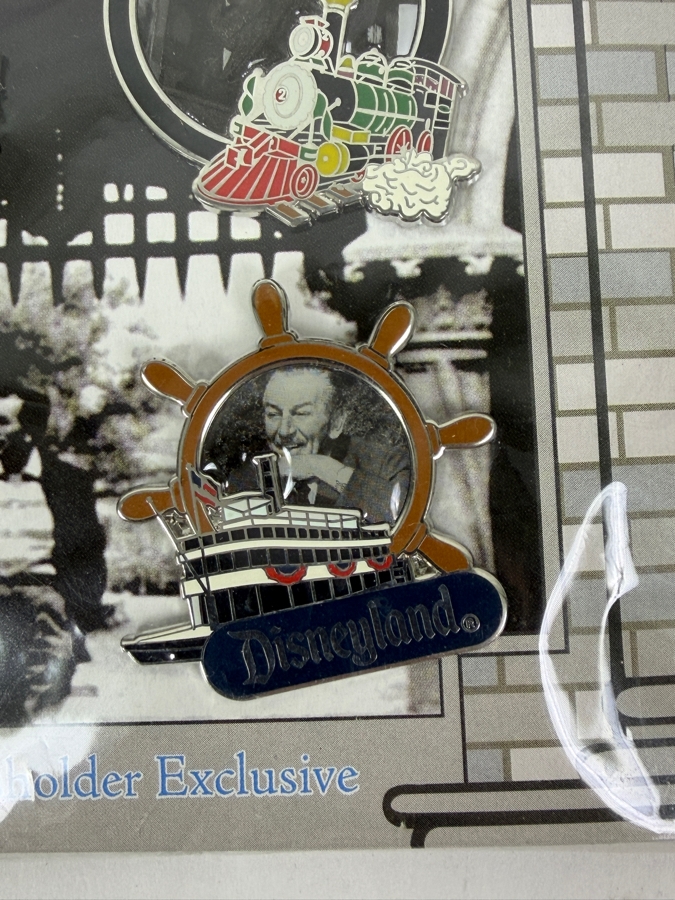 Disney Heritage Pin Collection 2009 Annual Passholder Exclusive 4-Pin Transportation Set Featuring Walt Disney Photos [Photo 4]